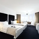 Hf Fénix Szálloda 4*