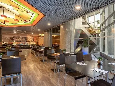 Hotel Hf Fenix