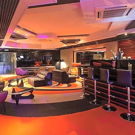 Hf Fenix Hotel