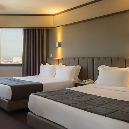Hf Fenix 4* Oporto