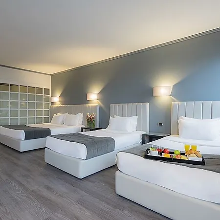 Hf Fenix Hotel