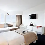 Hf Fénix 4*