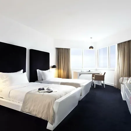 Hf Fenix Hotel 4*